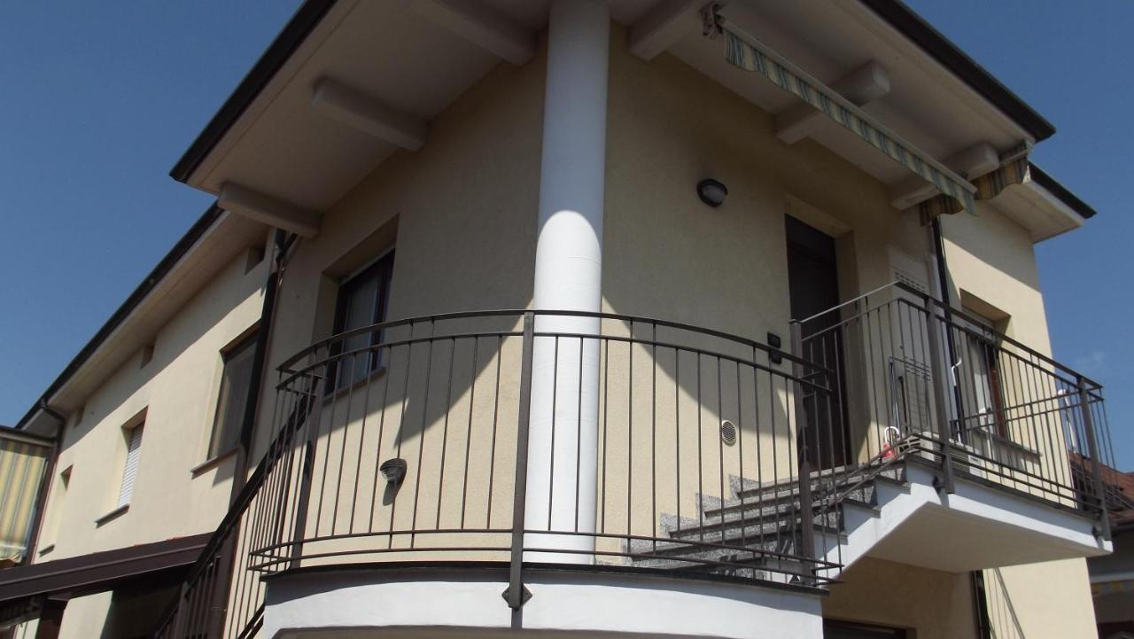 Yellow House Cir 12040 Cassano Magnago Extérieur photo